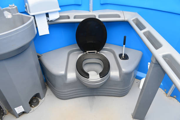 Portable Toilet Options We Offer in Frackville, PA